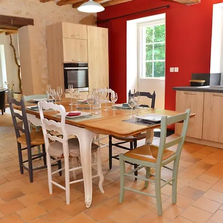 La Pause Du Perche - Au Pied De La Foret