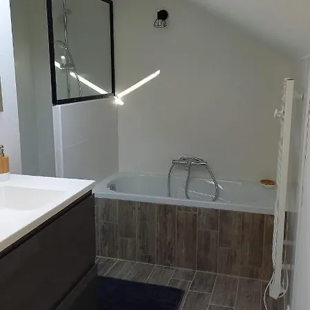 La Pause Du Perche - Au Pied De La Foret * La Perriere (Orne)