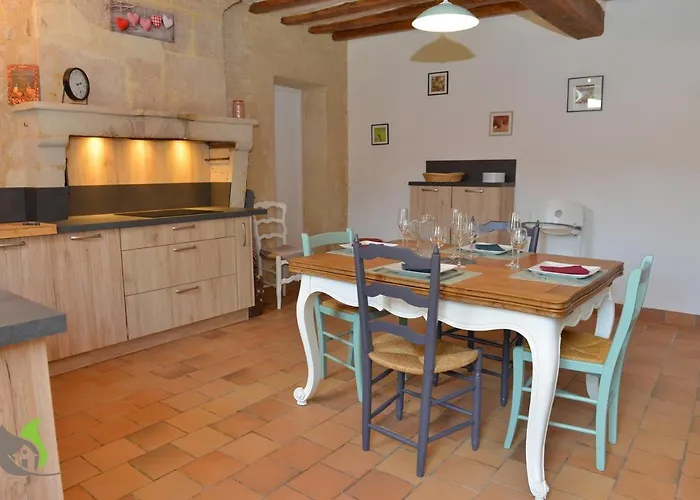 La Pause Du Perche - Au Pied De La Foret * La Perrière